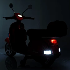 Детский мотоцикл скутер M 4939 EL-2 VESPA, кожаное сиденье , черный фото 88