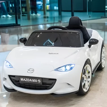 Детская машина на аккумуляторе M 5846 EBLR-1, мягкое сиденье, белая