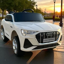 Детская машина на аккумуляторе M 6133 EBLR-1 Audi, четыре двигателя, белая