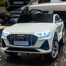 Детская машина на аккумуляторе M 6133 EBLR-1 Audi, четыре двигателя, белая купить