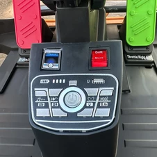 Детский электрокарт M 6322EBLR-1 белый с двумя моторами и пультом управления фото 57