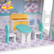 Деревянный кукольный домик MD 1670 трехэтажный с мебелью фото 11