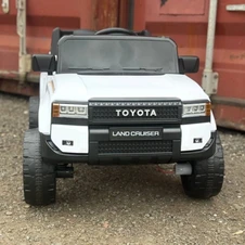 Детский электромобиль 2155FDEBLR-1(24V) белый Toyota с EVA колесами купить